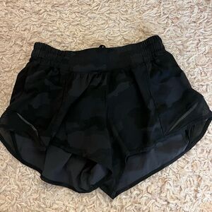 Lululemon hotty hot shorts